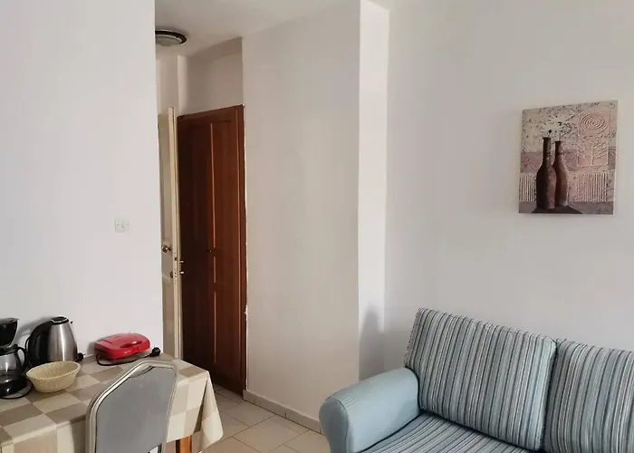 Aparthotel Pantheon 3*