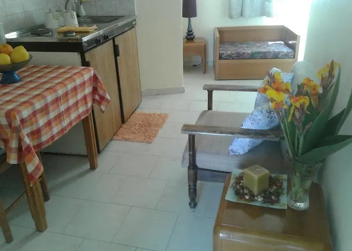 Aparthotel Pantheon 3*