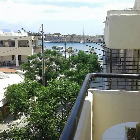 Apart-hotel Pantheon 3*